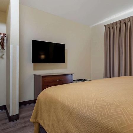Econo Lodge Inn & Suites Flowood Eksteriør bilde