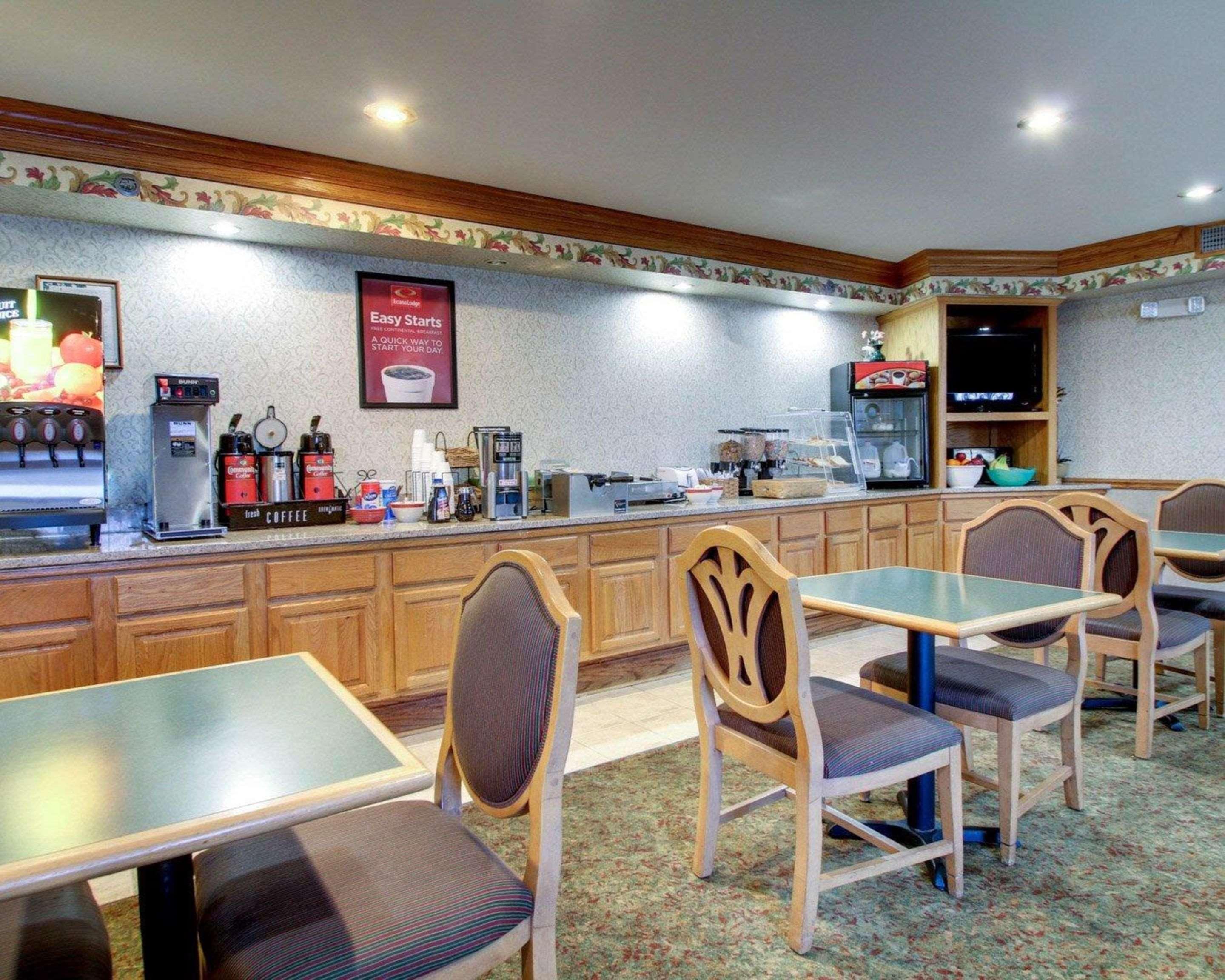 Econo Lodge Inn & Suites Flowood Eksteriør bilde
