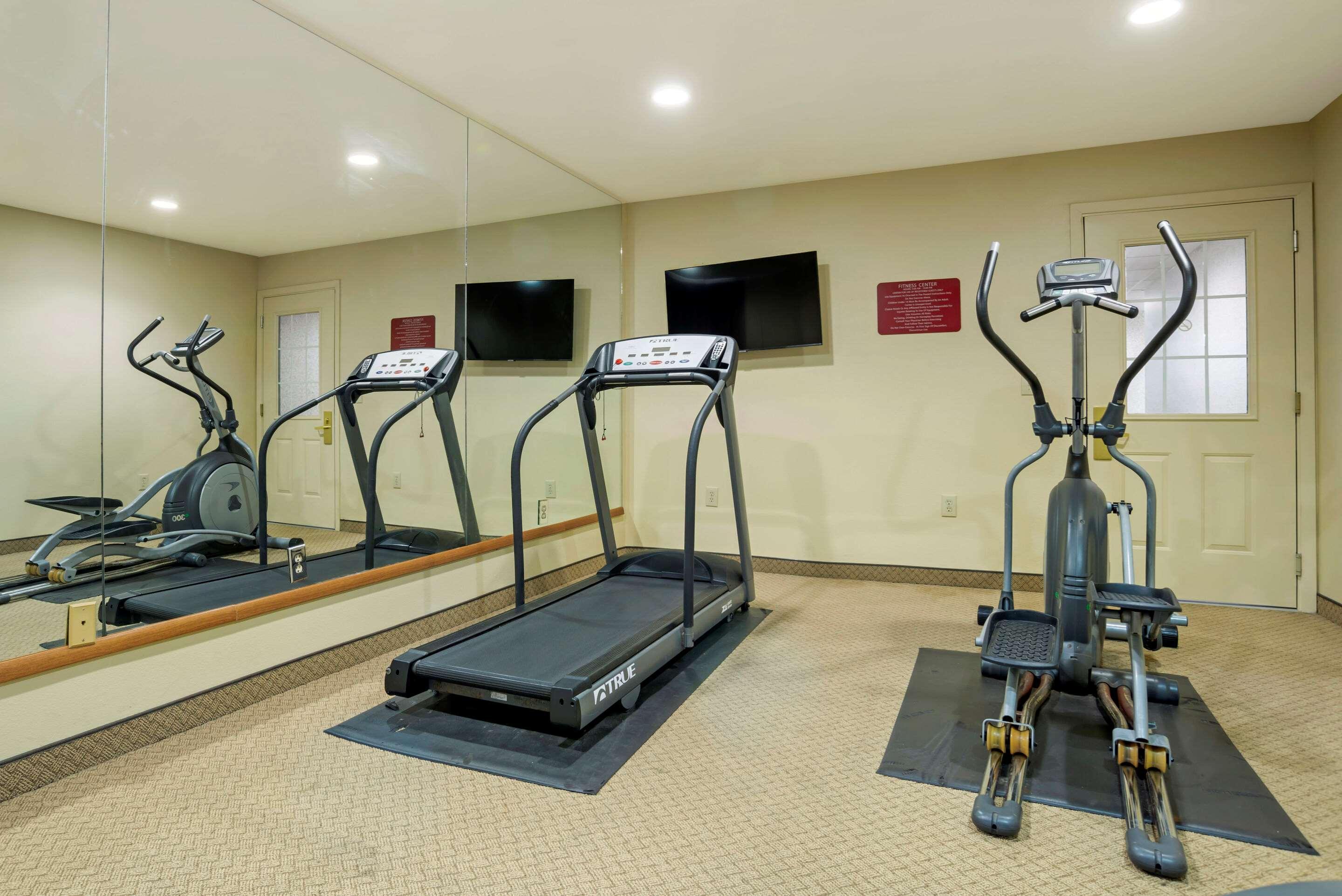 Econo Lodge Inn & Suites Flowood Eksteriør bilde