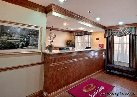 Econo Lodge Inn & Suites Flowood Interiør bilde